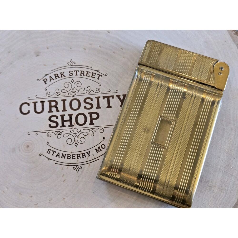 Rare American Beauty by elgin american case-0-matic cigarette and lighter set